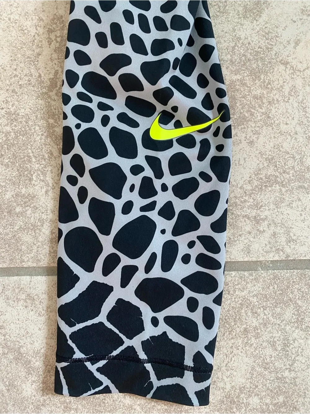 Nike Girls' Black & Gray Animal Print Leggings with Neon Swoosh Medium